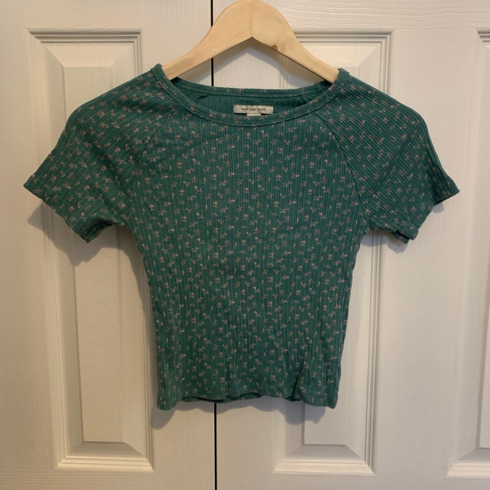 American Eagle tee